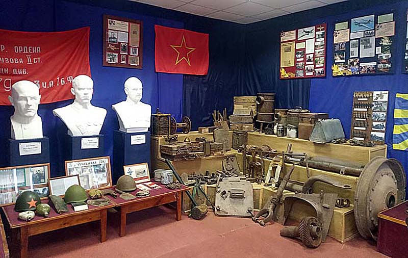 Экспозиция посвященная Лужскому оборонительному рубежу.